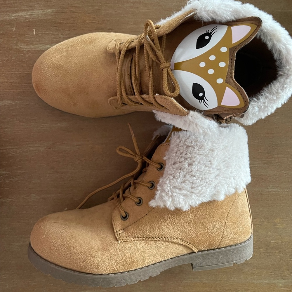 Fab kids fox boots NWOT